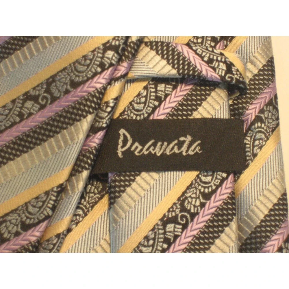 NWOT Pravata 100% Microfibre Striped  Design Necktie